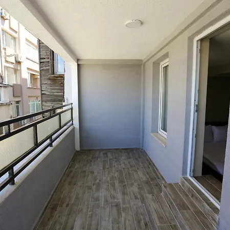 Hotel Arach Harbiye 2*