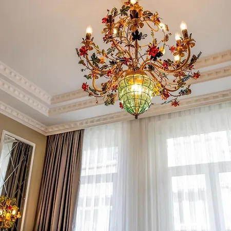 Arach Harbiye Hotel Stambuł