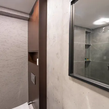Hotel Arach Harbiye