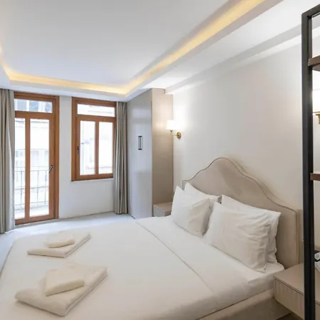 Arach Harbiye Otel İstanbul