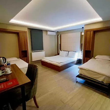 Arach Harbiye Stambuł