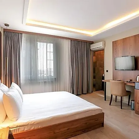 Hotel Arach Harbiye Stambuł