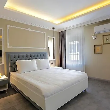 Hotel Arach Harbiye