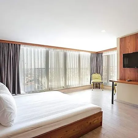 Arach Harbiye Hotel Istambul