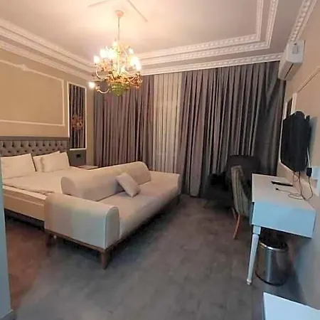 Arach Harbiye Hotel