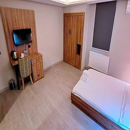 Hotel Arach Harbiye
