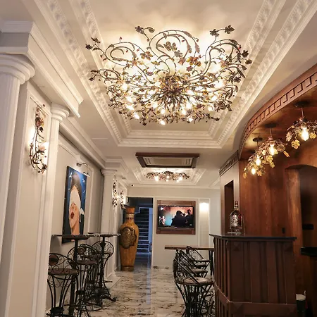 Arach Harbiye Hotel Stambuł