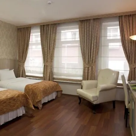 Hotel Arach Harbiye Stambuł