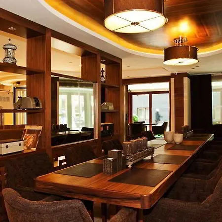 Arach Harbiye 4* Istanbul