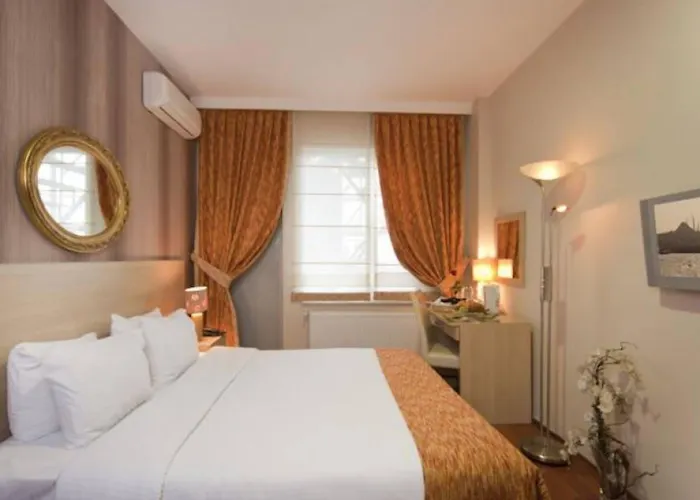 Arach Harbiye Hotel 2*